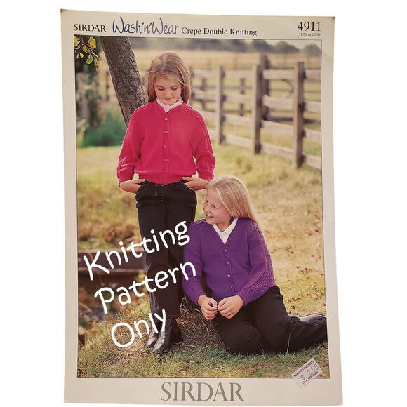 New Sirdar 4911 Wash N Wear Crepe Child Cardigan Sweater Knitting Pattern - Picture 1 of 2